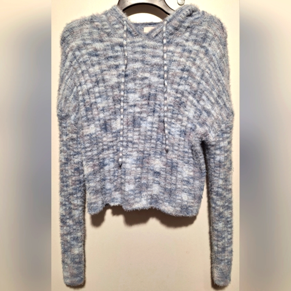 SO Blue and White Cowl Neck Sweater with Knitted Texture and Hood